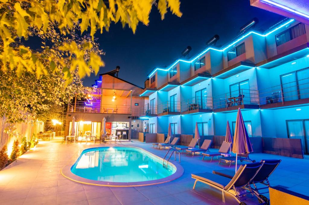 Bazén v ubytování Hotel Palladium Sithonia nebo v jeho okolí