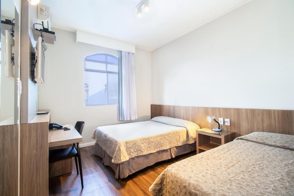  Real Hotel