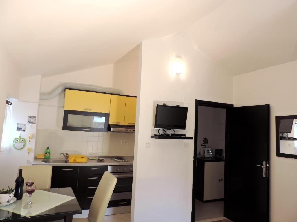 Apartments Lana - 14