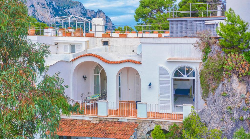 Nespecifikovaný výhled na hory nebo výhled na hory při pohledu z bed and breakfast