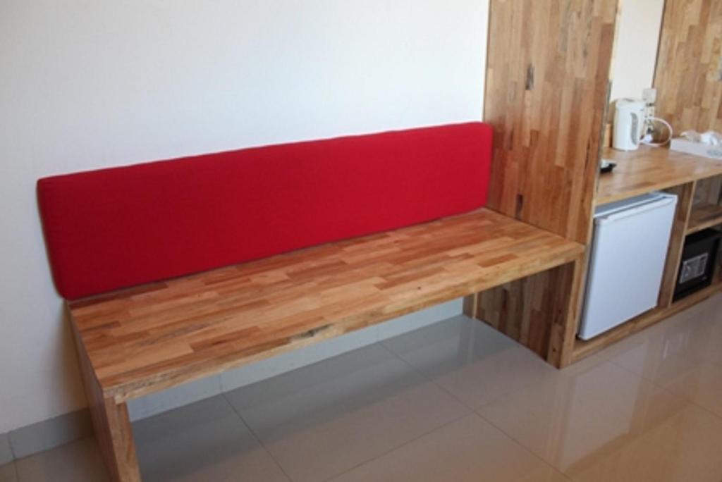 Kuchyň nebo kuchyňský kout v ubytování Hotel Karthi Kuta
