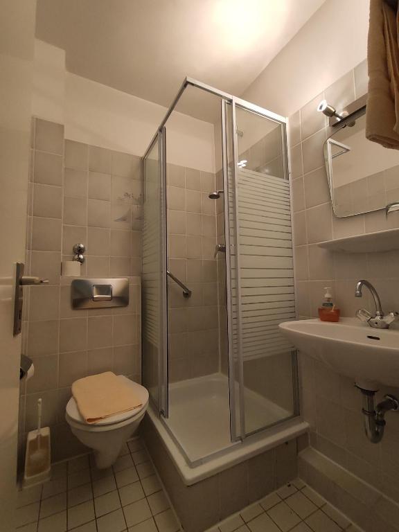 Koupelna v ubytování Condi Hotel