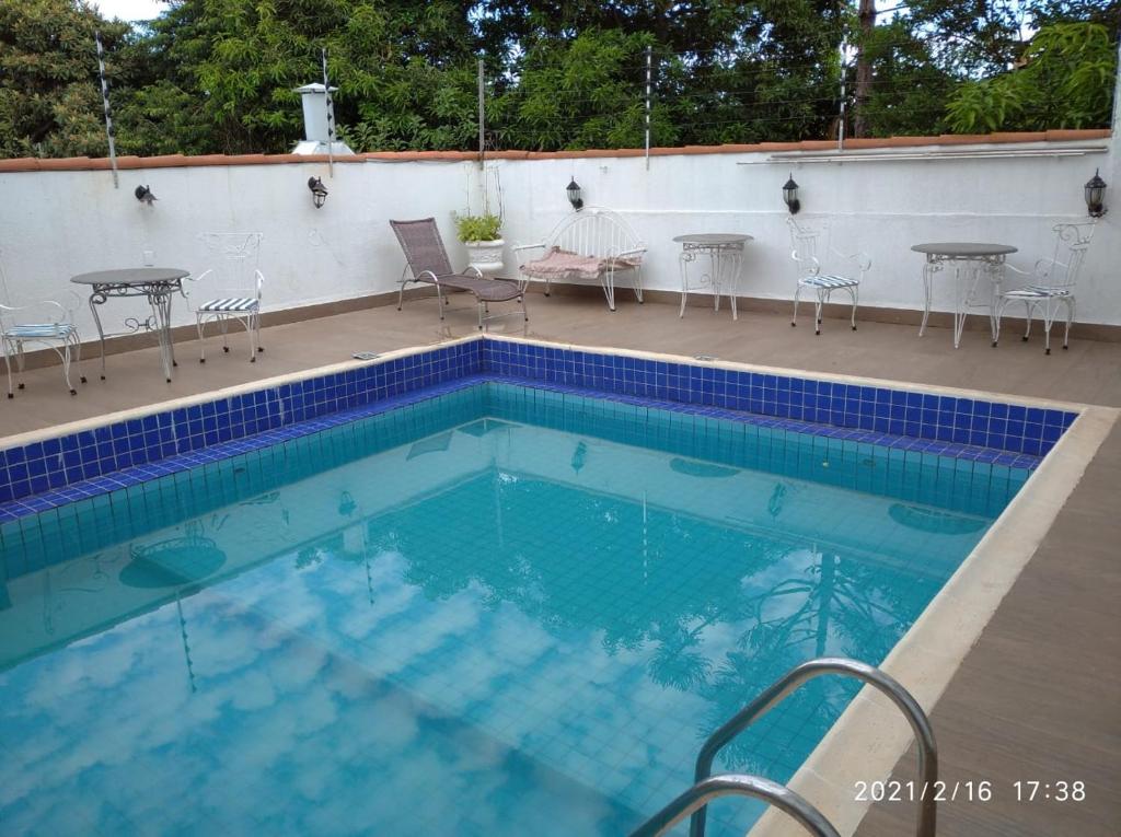  Casa com piscina no centro de Foz