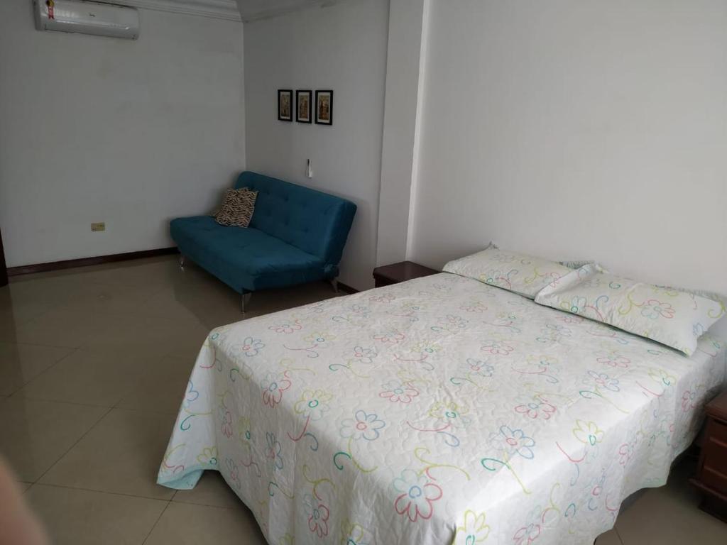  Casa com piscina no centro de Foz