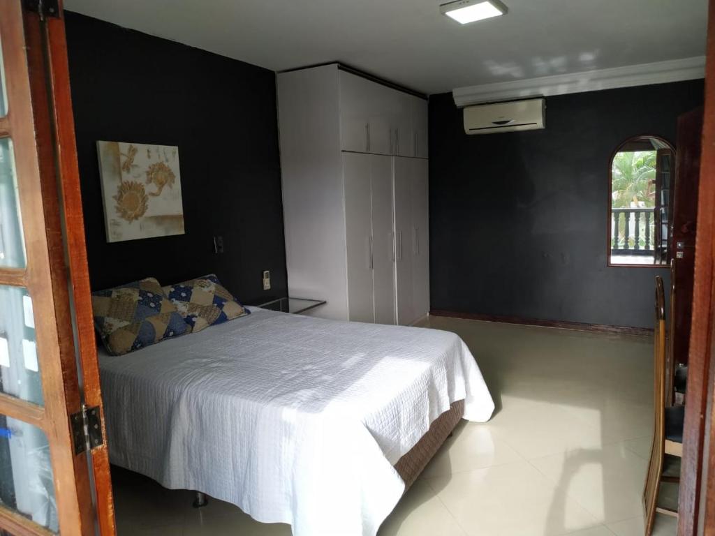  Casa com piscina no centro de Foz