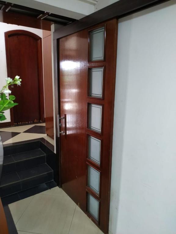  Casa com piscina no centro de Foz