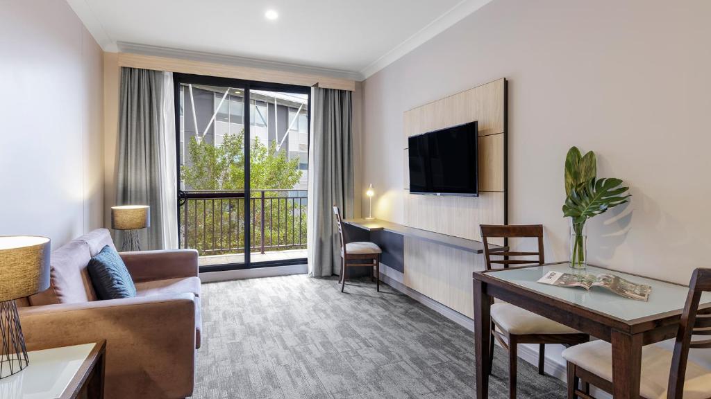 Oaks Sydney North Ryde Suites - Resim 17