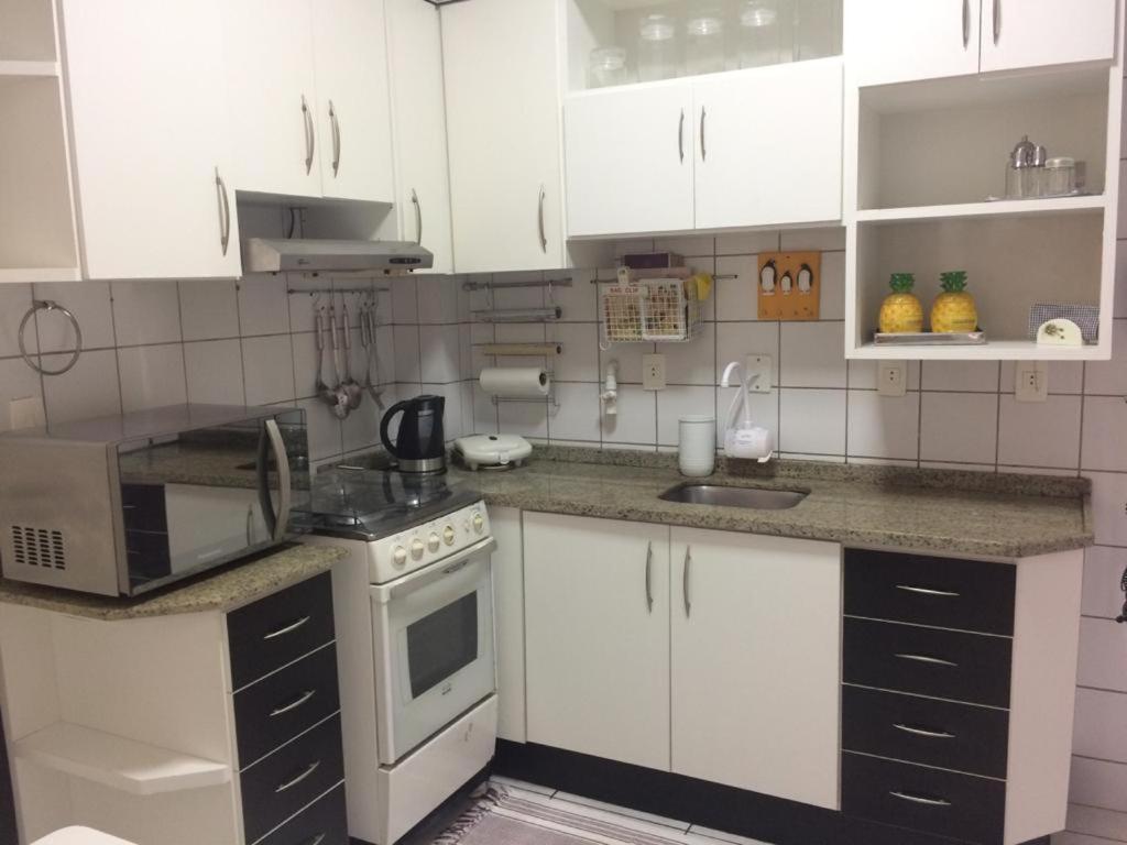  Adorável apartamento na praia c/ ar+wifi+cabo+mais