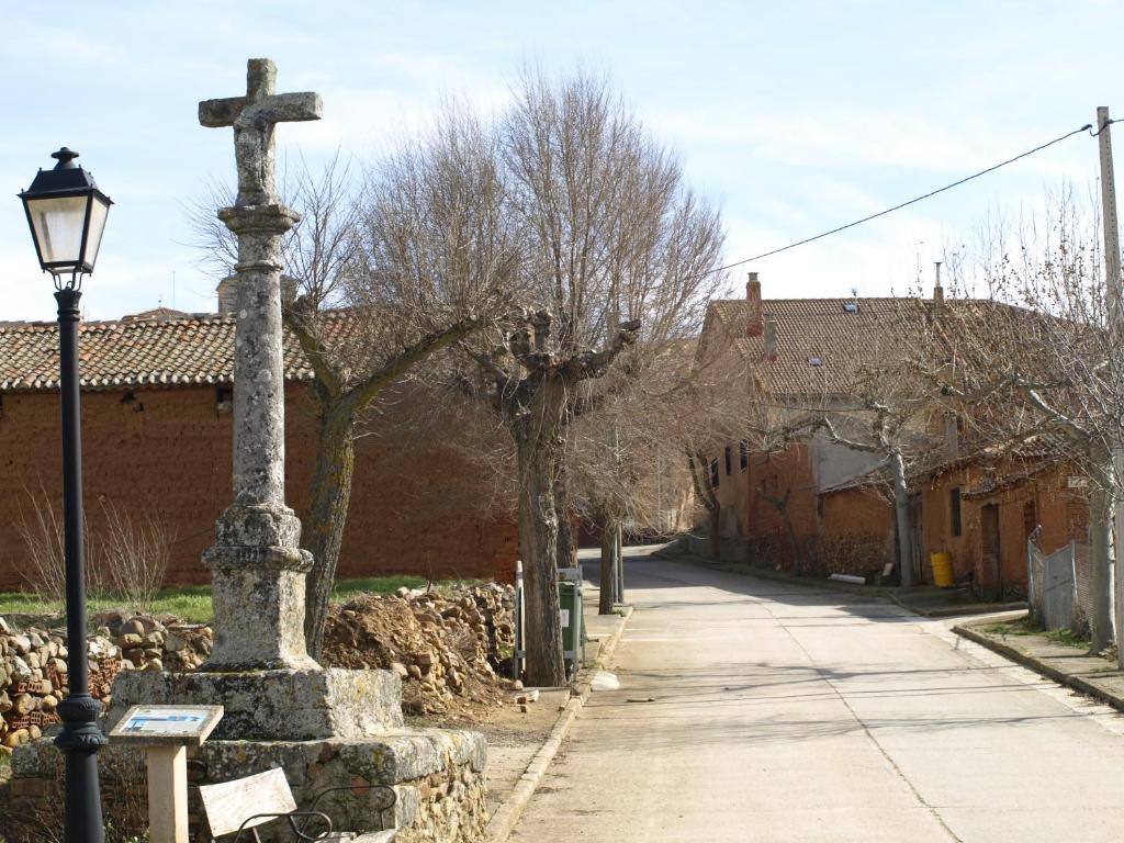 The surrounding neighborhood or a neighborhood close to a hosteleket