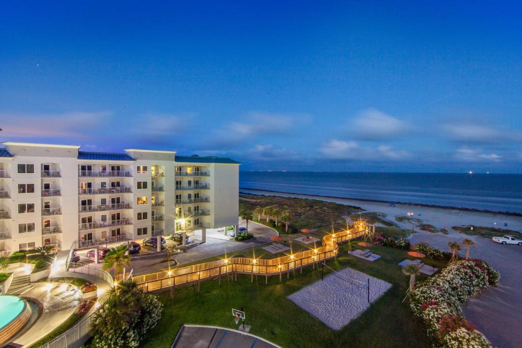 Фотография из галереи Holiday Inn Club Vacations Galveston Beach Resort, an IHG Hotel в Галвестоне