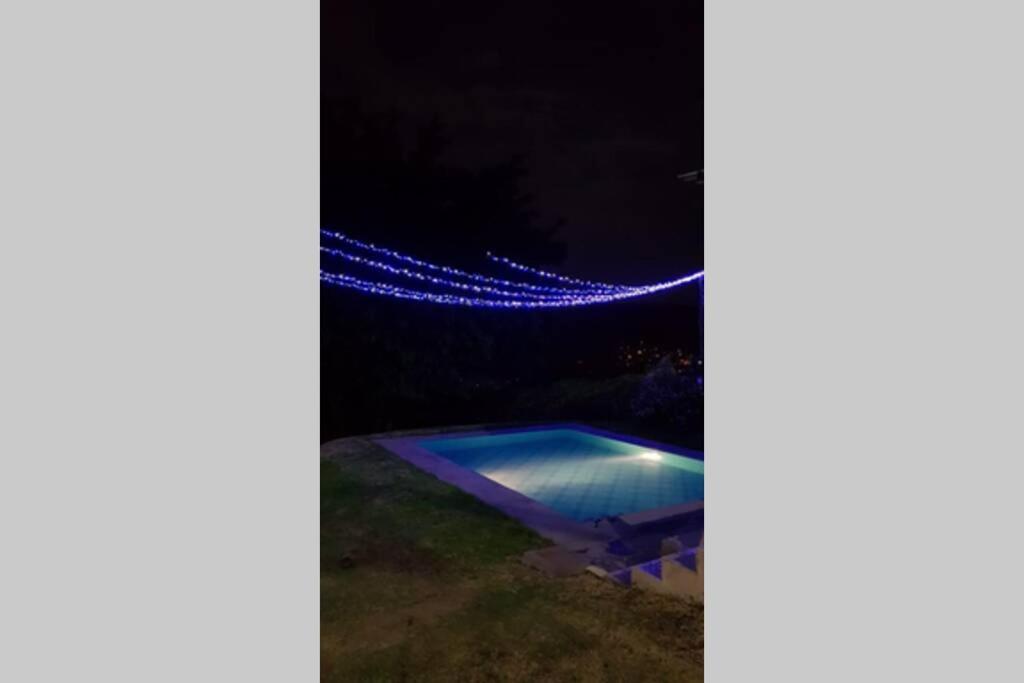 CASA EN TLALTIZAPAN PARA HASTA 30 PERSONAS PARA FINES DE SEMANA Y ENTRE SEMANA