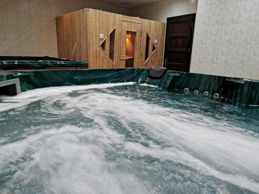 Hotel Carol - Resim 37