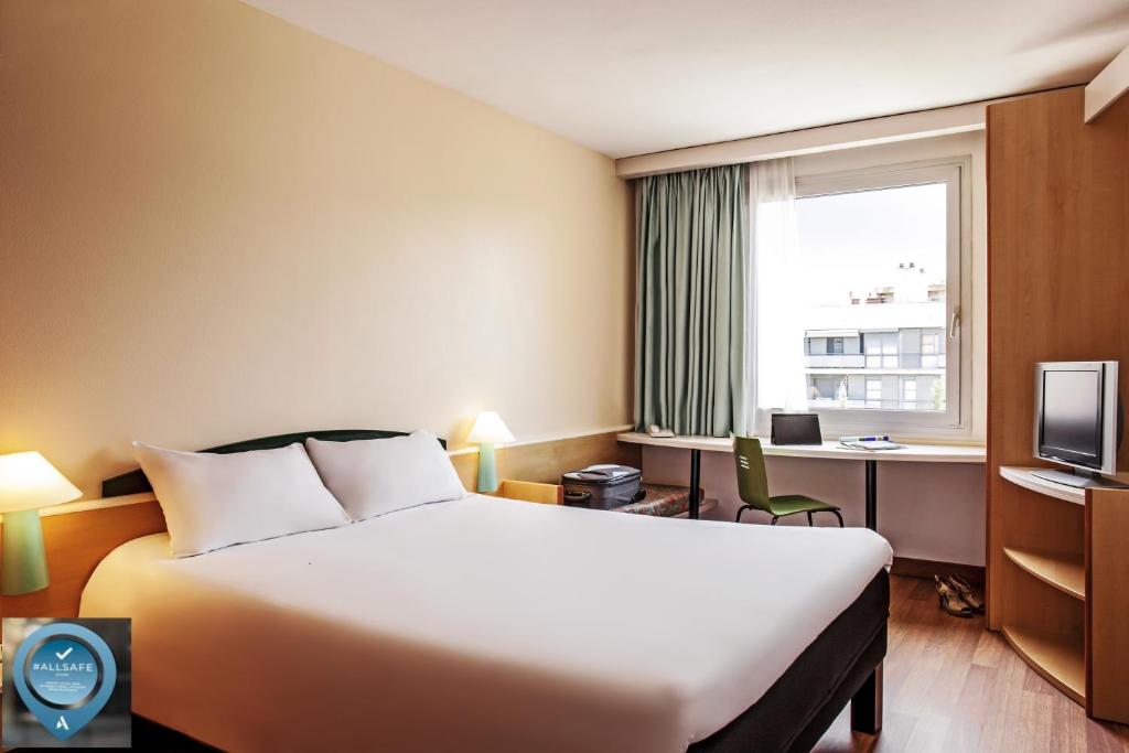 Ibis Barcelona Molins de Rei, Molins de Rei – Precios ...