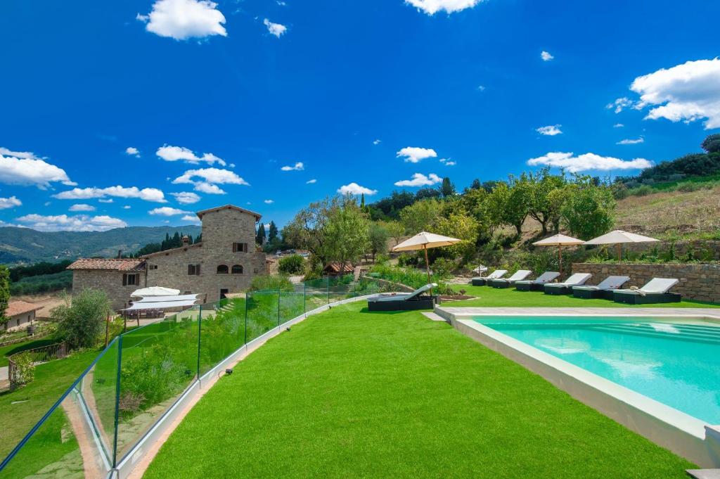 Bazén v ubytovaní Villa il Vigneto - Homelike Villas alebo v jeho blízkosti