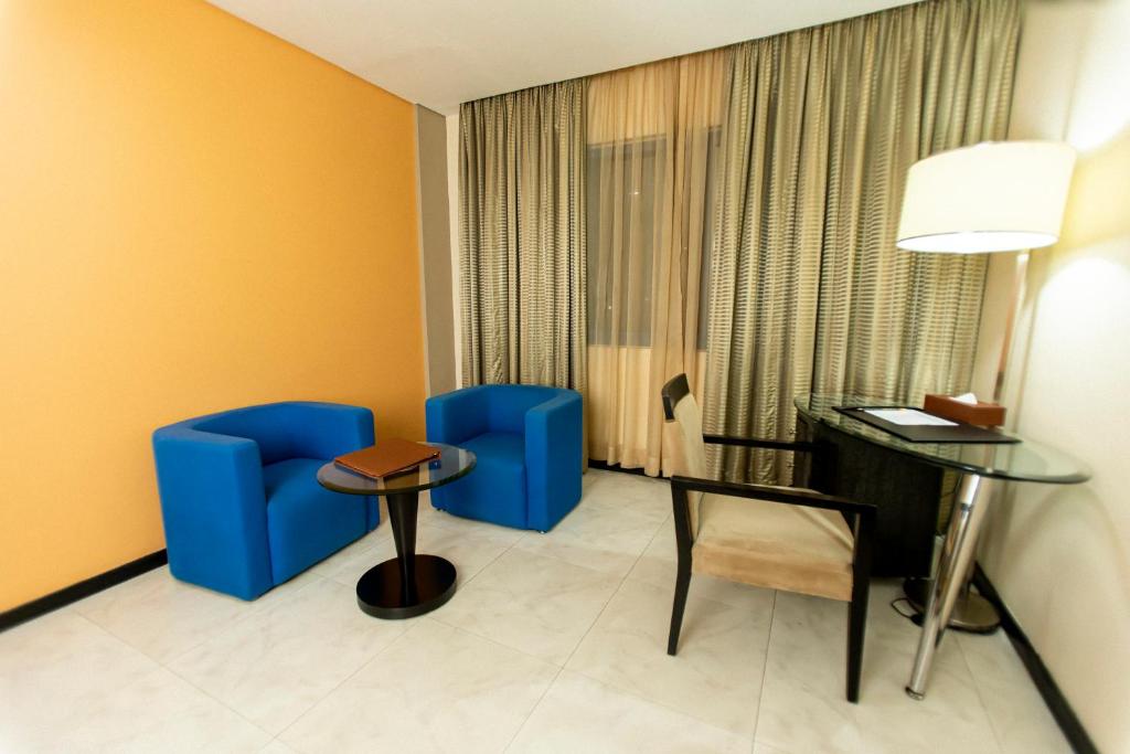 Best Western Premier Accra Airport Hotel - King Room Suite