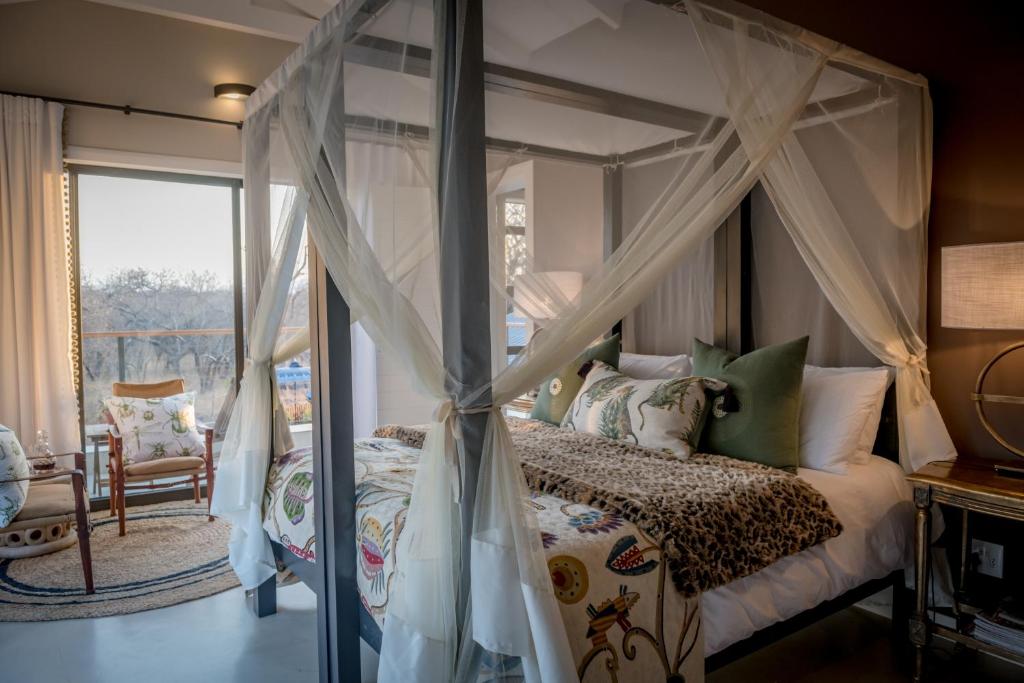 Safari Moon Luxury Bush Lodge - Executive Suite