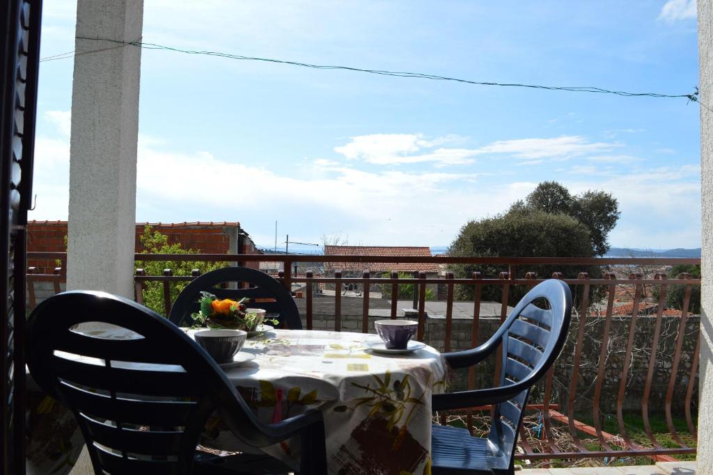 Apartments Ivica - Appartamento Con Balcone