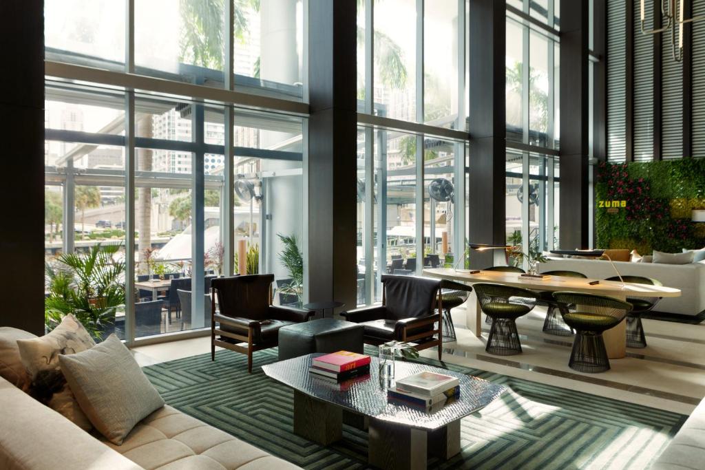 Posezení v ubytování Kimpton EPIC Hotel by IHG