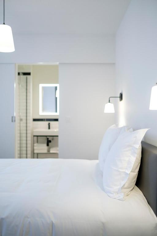 Fabulous apartments in Châtelain area, Brussels (updated prices 2024)