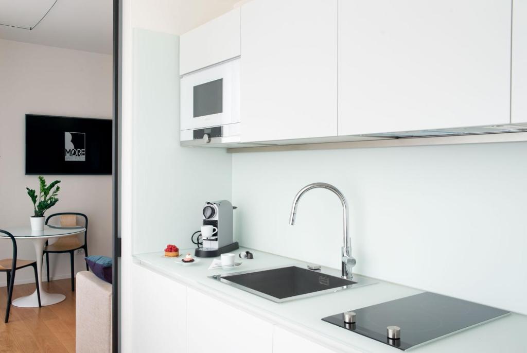 BMORE Duomo - Luxury Apartments near Duomo - 5