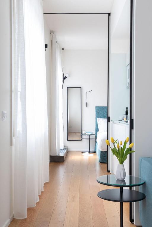 BMORE Duomo - Luxury Apartments near Duomo - Resim 39