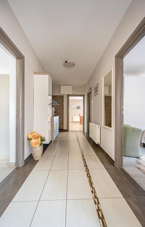 Fotografie z fotogalerie ubytování Two-Bedroom Apartment in Crikvenica XCVII v destinaci Crikvenica