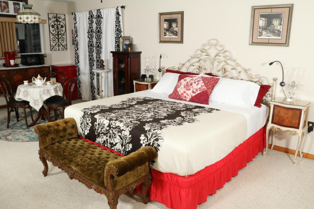 Voodi või voodid majutusasutuse Crystal River Lullaby B&B toas