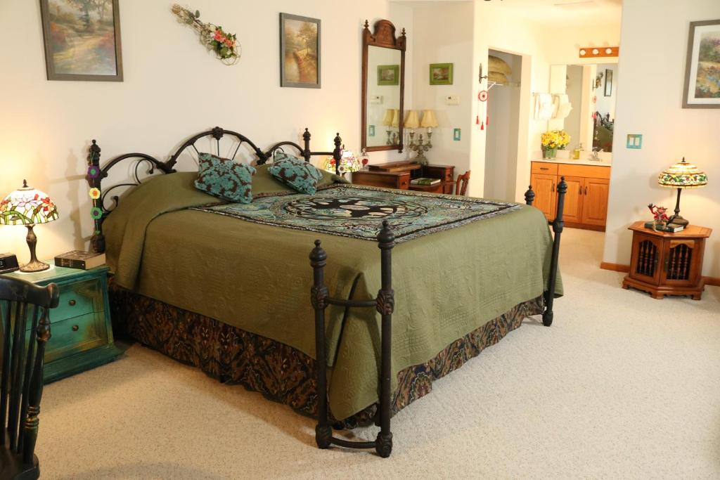 Voodi või voodid majutusasutuse Crystal River Lullaby B&B toas
