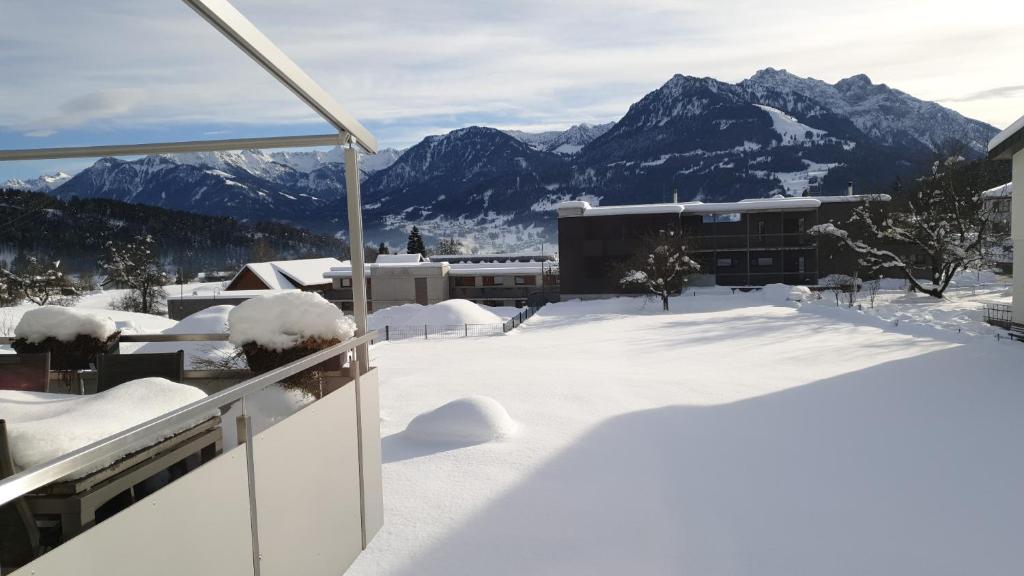 Ferienwohnung Metzler - Blick auf die Berge v zimě