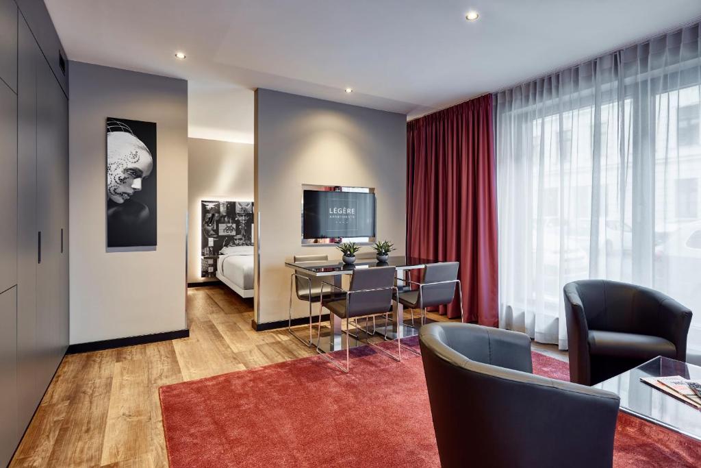 LÉGÈRE EXPRESS Leipzig - Resim 5