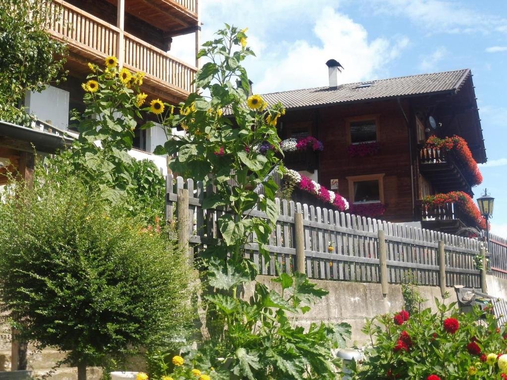 Ogród w obiekcie Panorama Apartment Raffeinhof