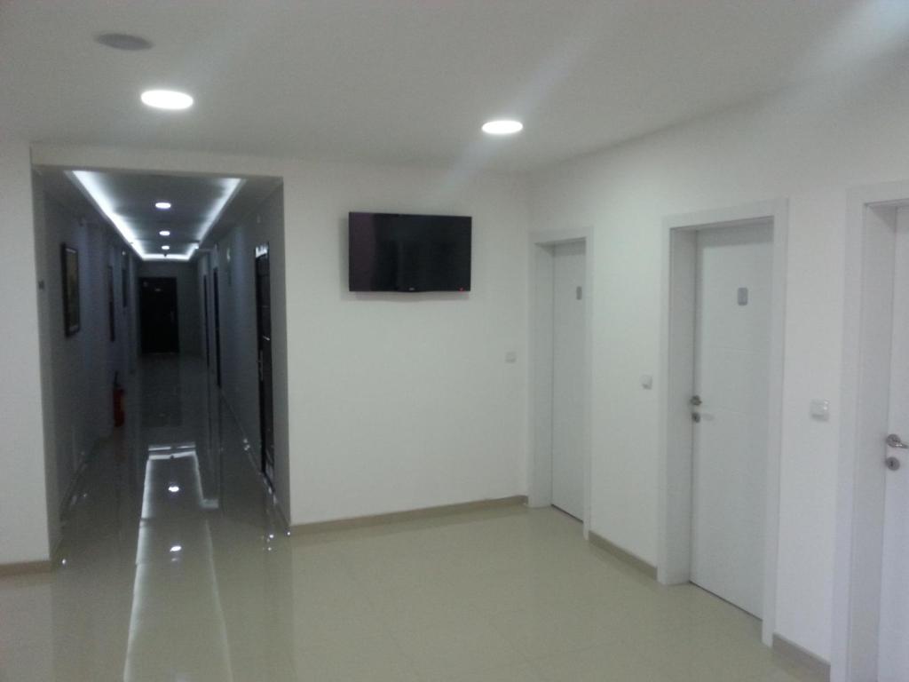 TV a/nebo společenská místnost v ubytování Garni Hotel Crystal Ice