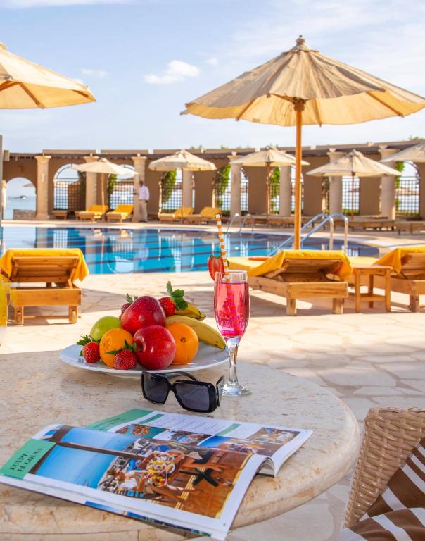 Bazén v ubytování Three Corners Ocean View El Gouna - Adults Only nebo v jeho okolí