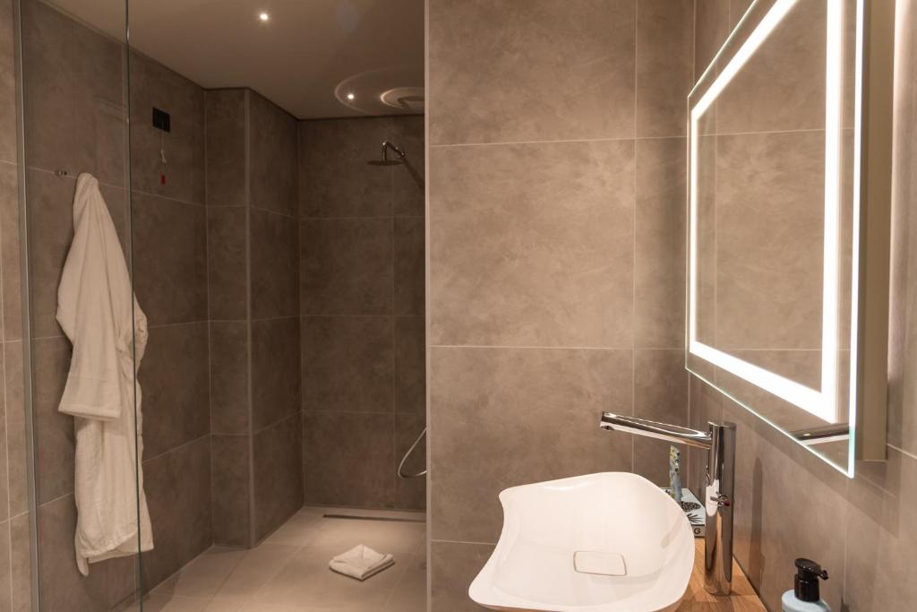 Koupelna v ubytování Modica Boutique Hotel