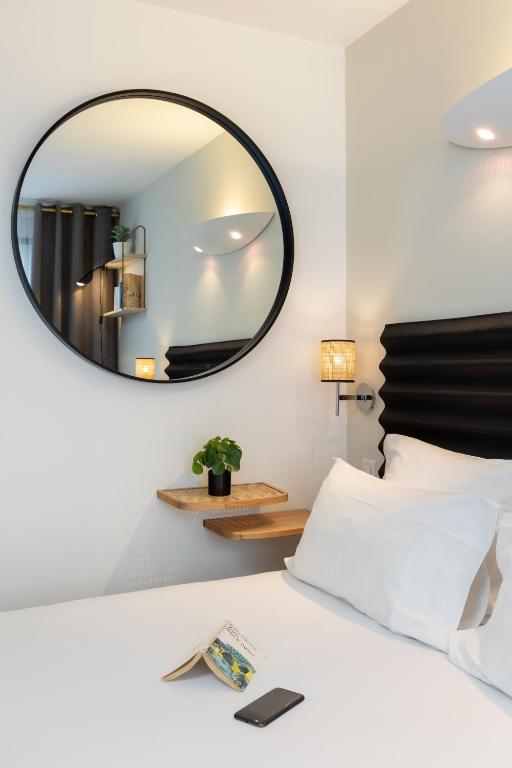 Hôtel Chromatics & Restaurant Hill Club by HappyCulture - Resim 24