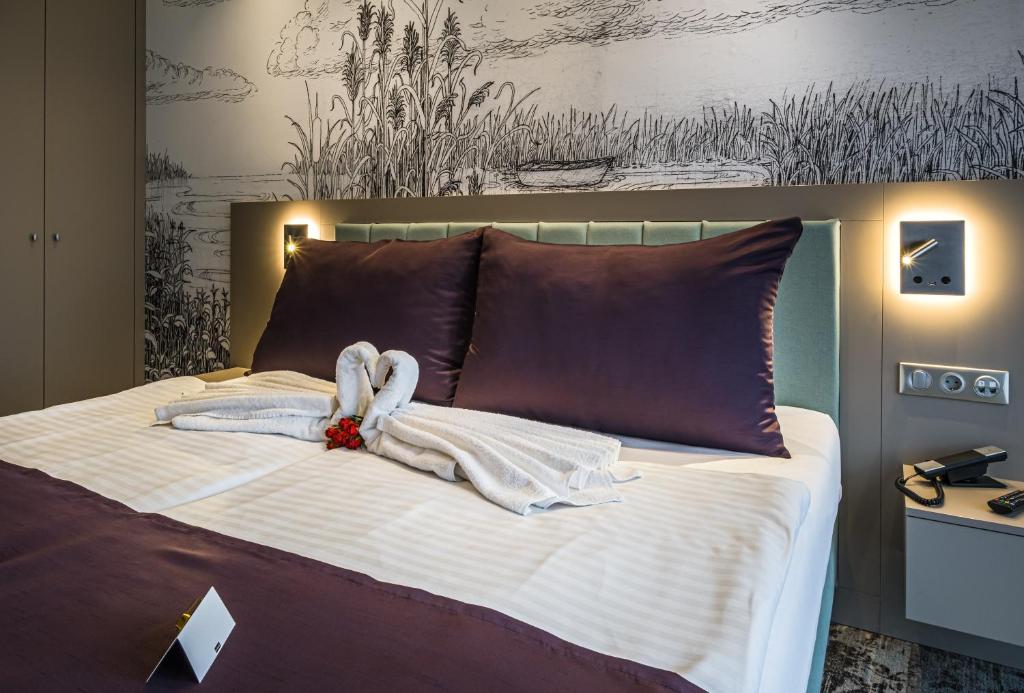 Hotel Golden Lake Resort - Salle De Luxe Double Ou Jumelle Avec Balcon