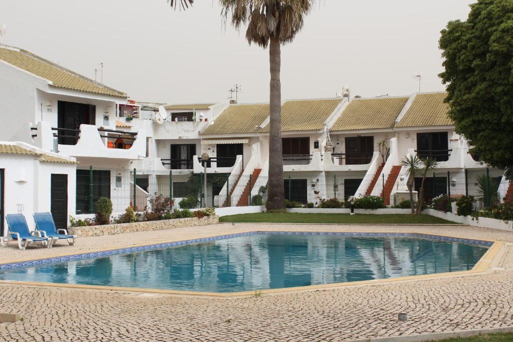 CASA Bela - zona calma e com piscina - One-Bedroom Apartment