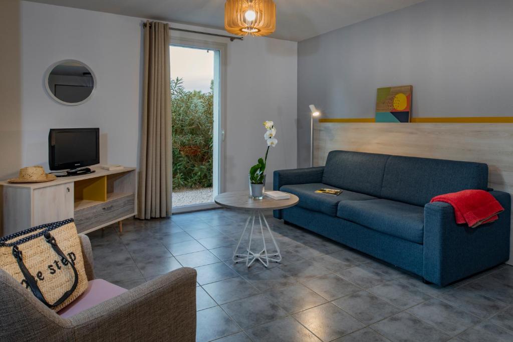 Le Domaine du Golf*** by Ateya Vacances - Two-Bedroom Villa (6 Adults) With Air Conditioning