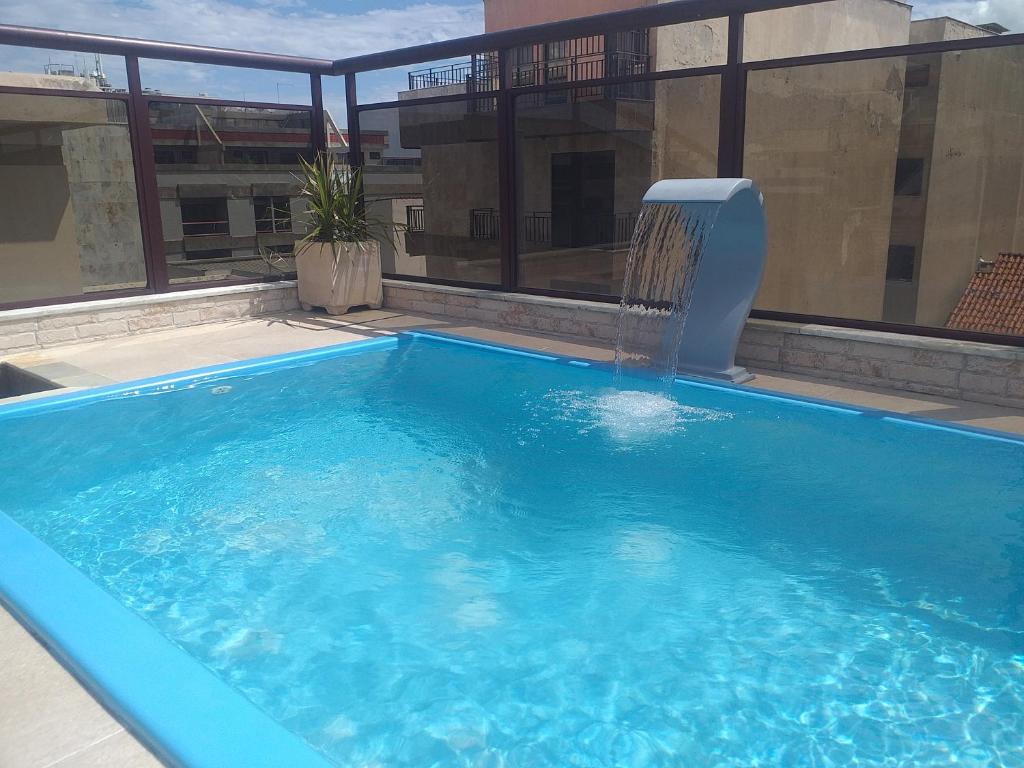  Cobertura com piscina - Cabo Frio / Praia do Forte