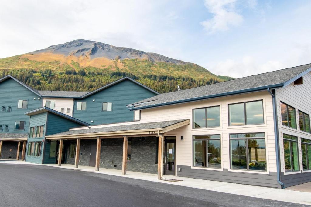 Nespecifikovaný výhled na hory nebo výhled na hory při pohledu z hotelu
