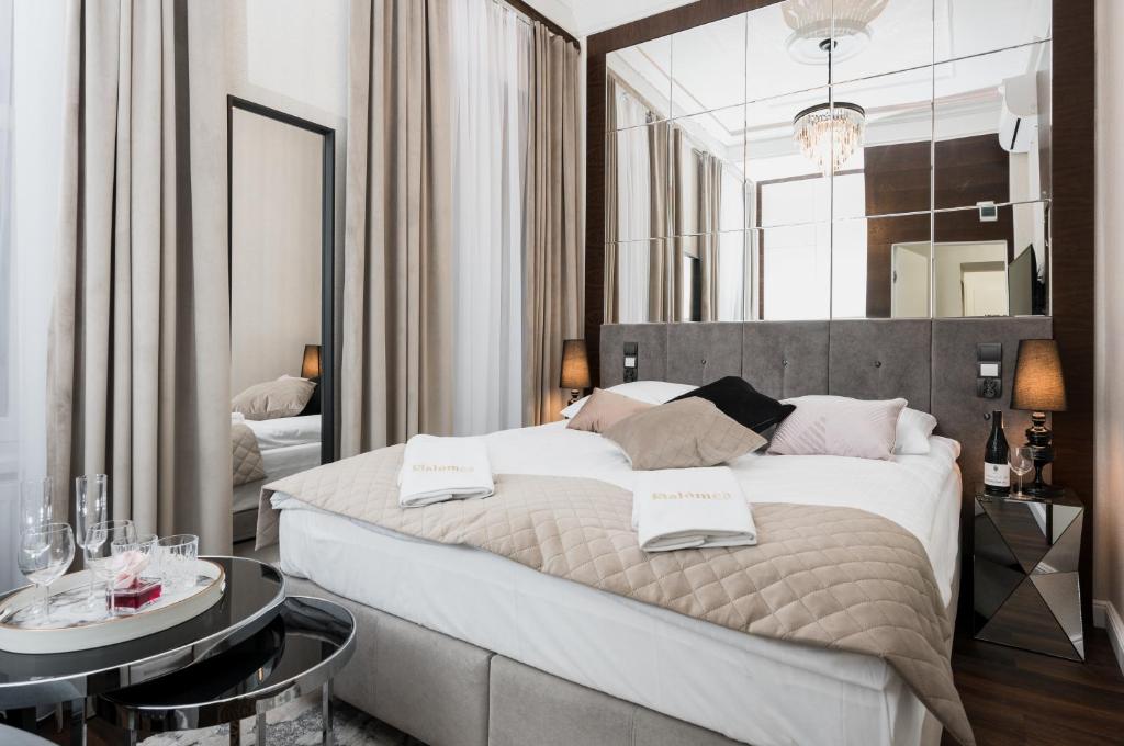 Salomea Krakow apartments - Standard Apartment
