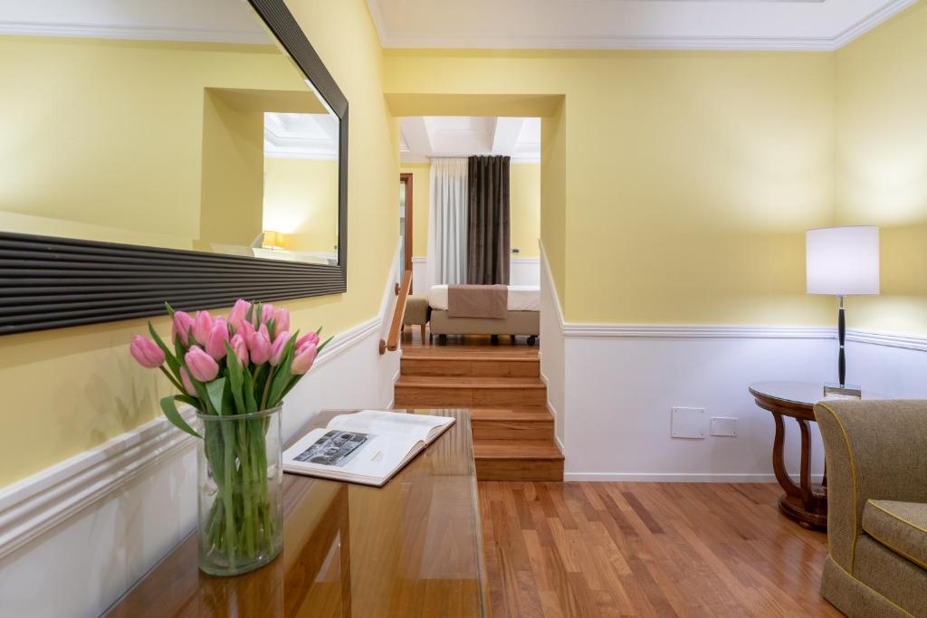 Palazzo Turchini - Resim 9