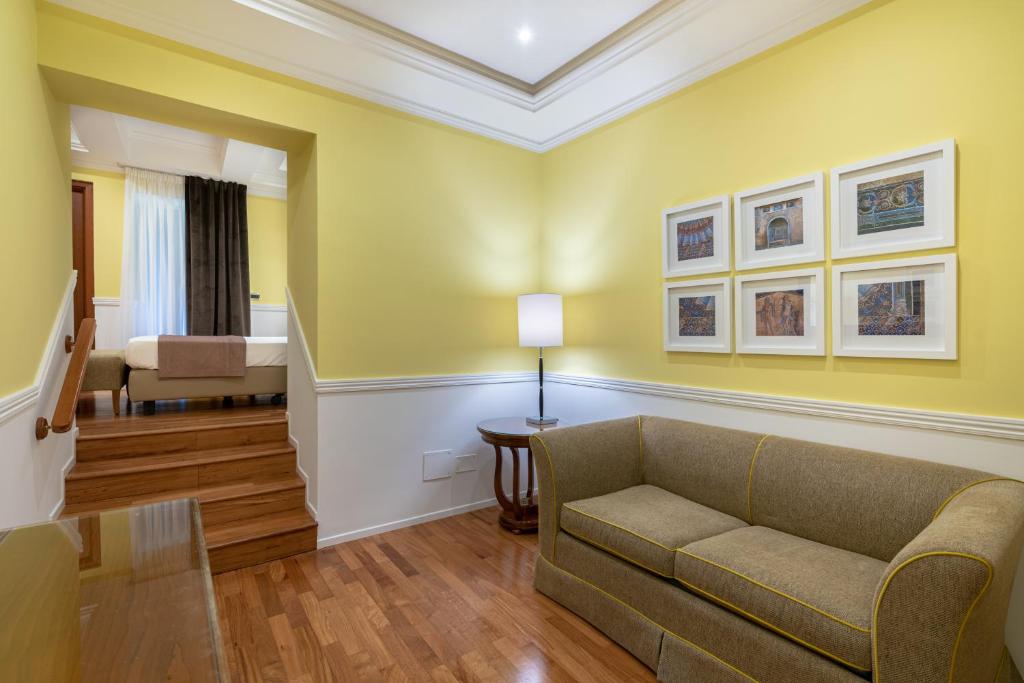 Palazzo Turchini - Resim 13