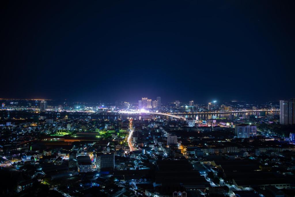 Nespecifikovaný výhled na destinaci Phnompenh nebo výhled na město při pohledu z hotelu