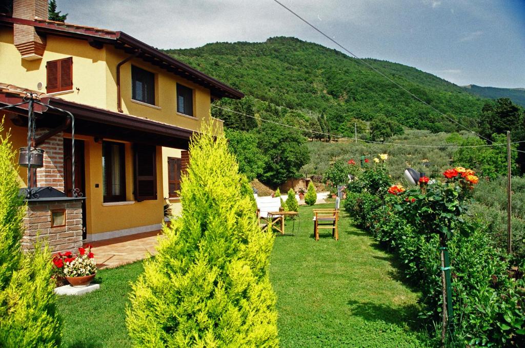 Nespecifikovaný výhled na hory nebo výhled na hory při pohledu z bed and breakfast