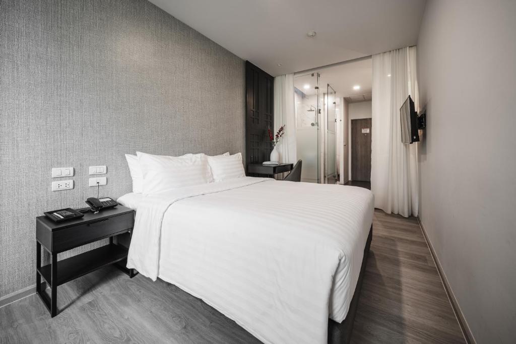 VIX Bangkok at Victory Monument - Resim 27