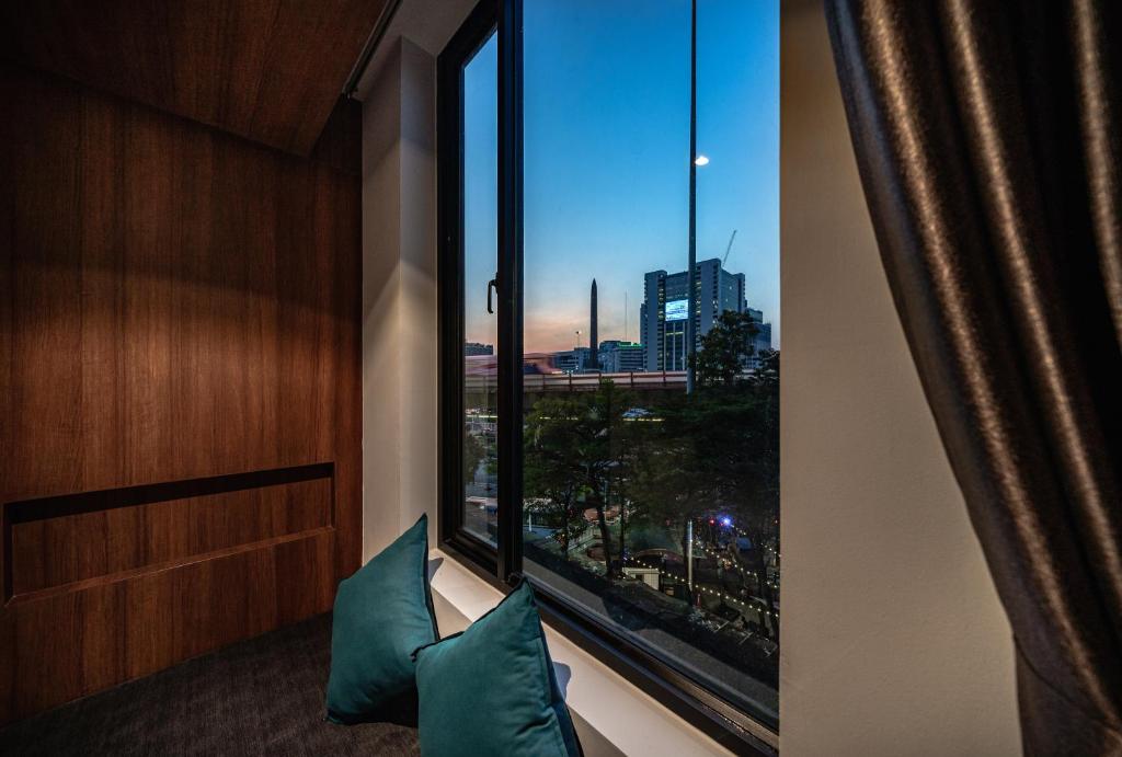 VIX Bangkok at Victory Monument - Resim 29