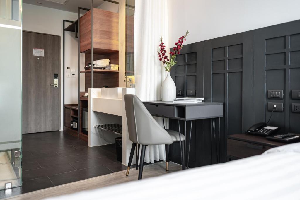 VIX Bangkok at Victory Monument - Resim 31