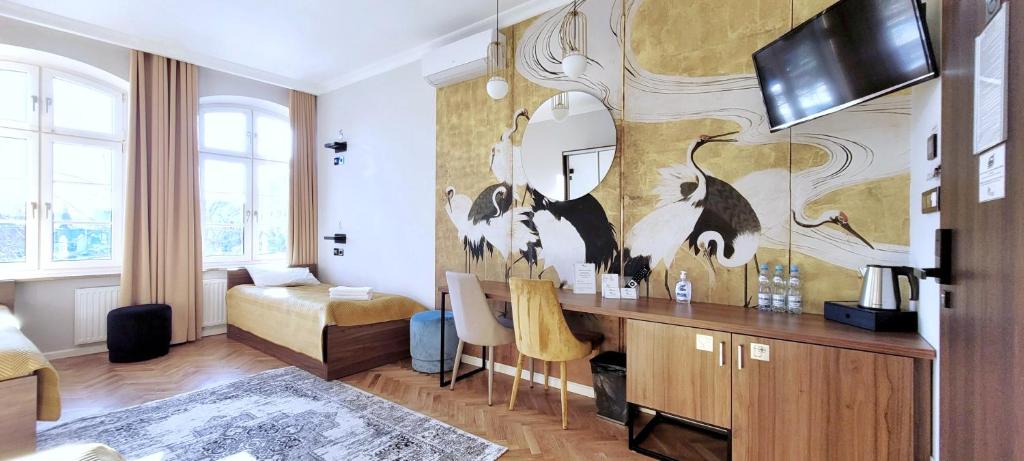 
Triple Room with Private External Bathroom and Extra Bed
