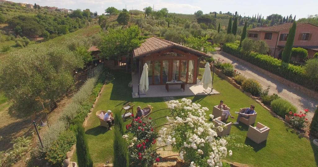 Vonkajšia záhrada v ubytovaní Agriturismo I Colli